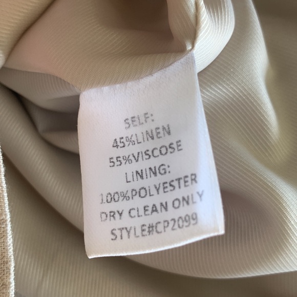 Linen Shorts - Picture 5 of 5